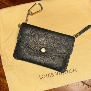 Louis Vuitton key chain wallet